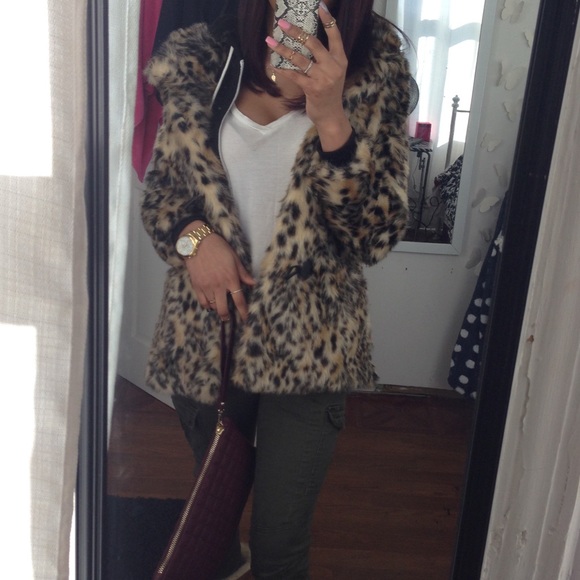 H&M Jackets & Blazers - H&M Cheetah jacket